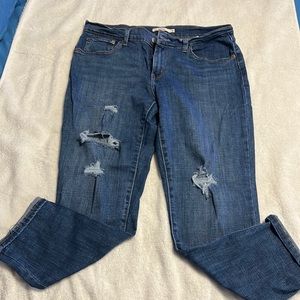 Levi’s boyfriend jean